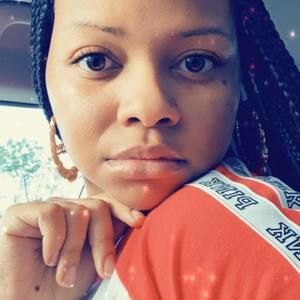 Meet your Posher, Sheneneh